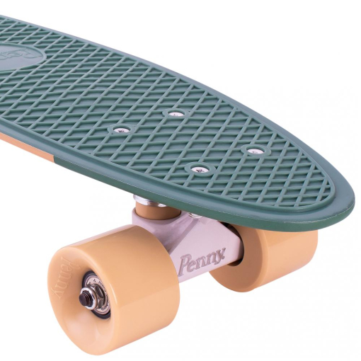 Penny "22" with design dēlis