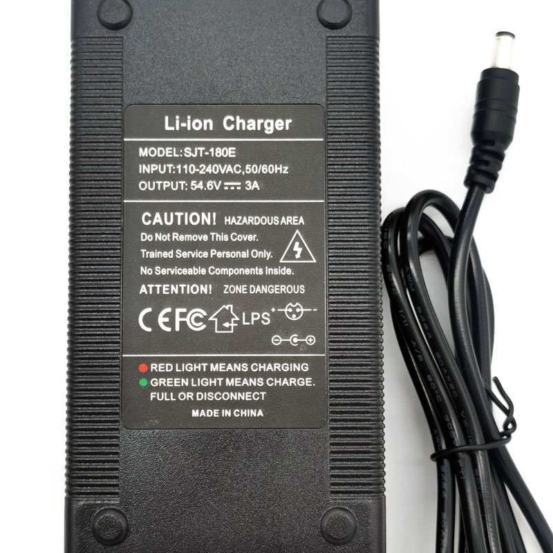 Electric scooter charger for 48V battery with DC connector (3A)