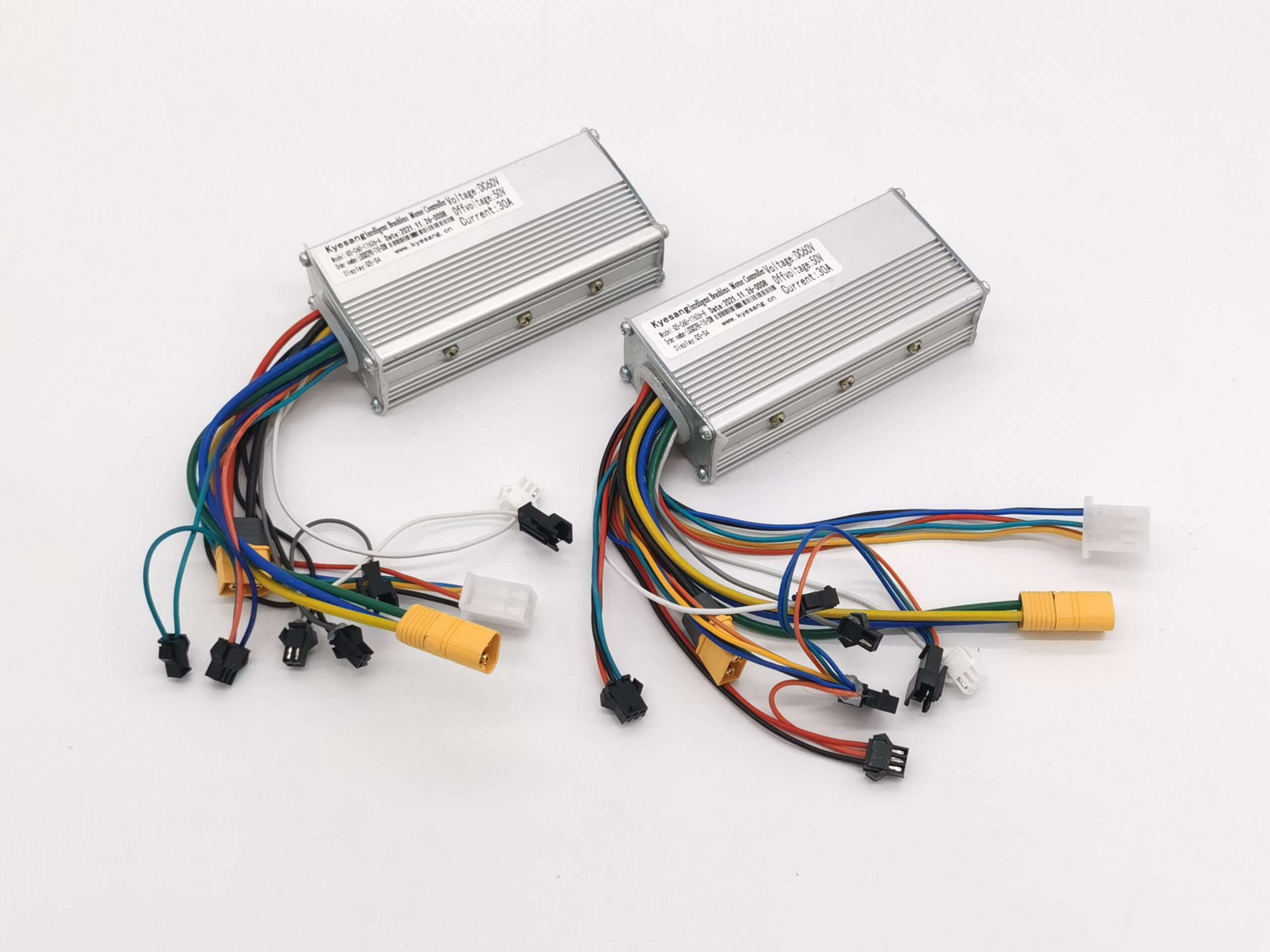 Controladora QS-S4 60V 30A dual motor [Kyesang]