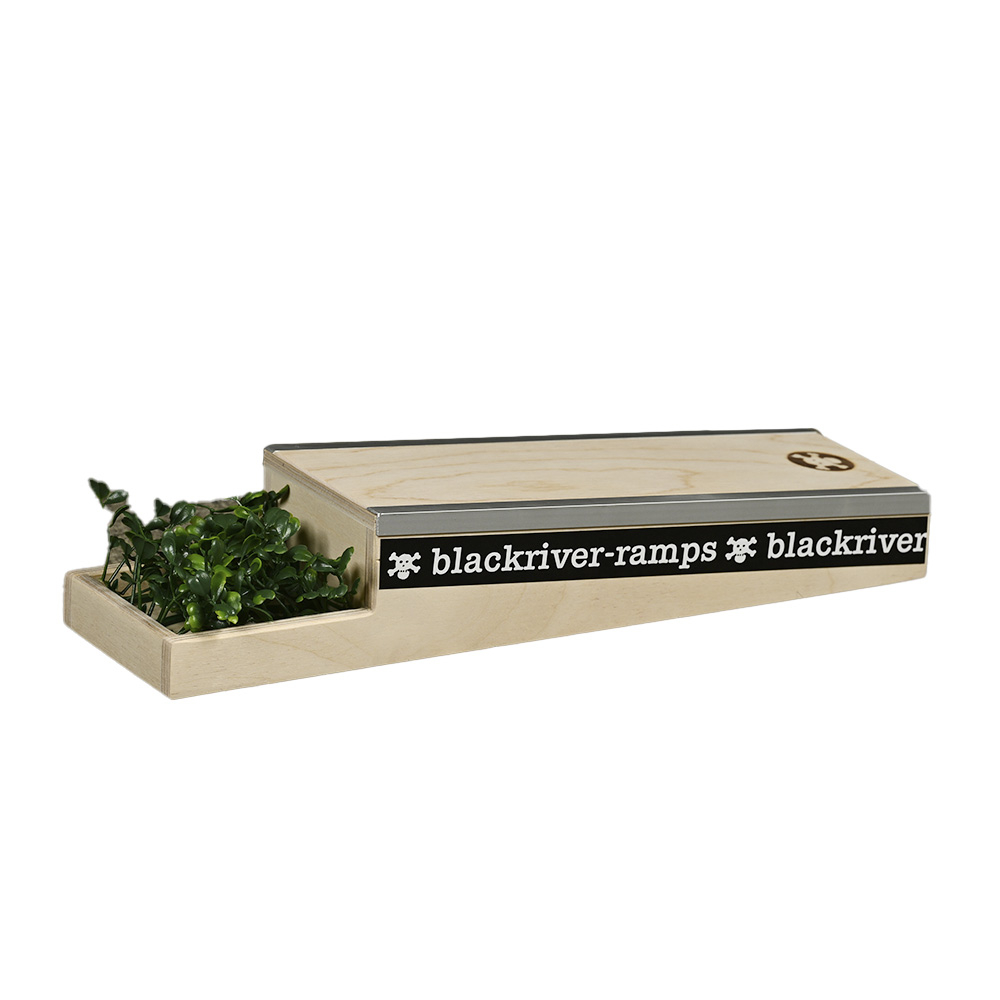 Blackriver Box 4